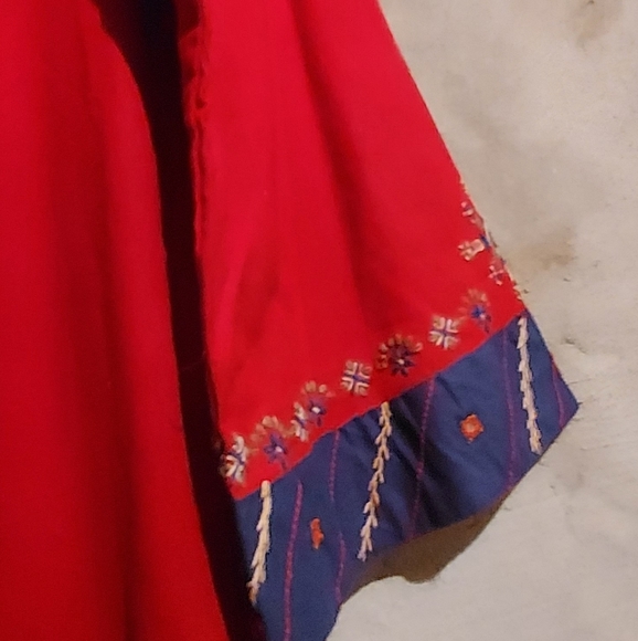 Vintage 1970's Indian caftan w/ gilded beading & embroidery - Picture 15 of 15